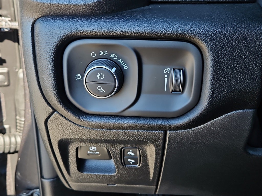 2026 RAM Ram 1500 RAM 1500 BIG HORN CREW CAB 4X2 5'7' BOX