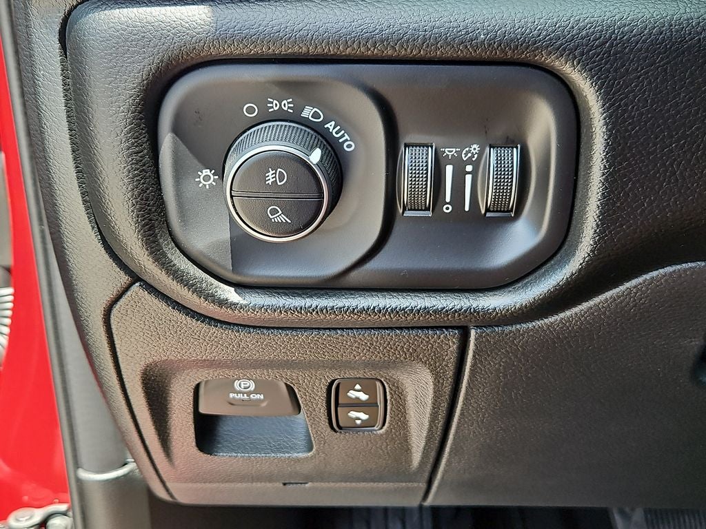 2026 RAM 1500 RAM 1500 LONE STAR CREW CAB 4X2 5'7' BOX