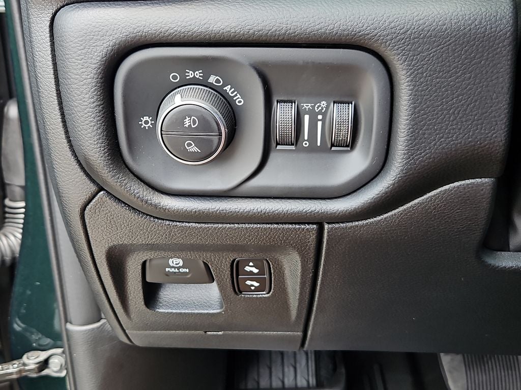 2026 RAM 1500 RAM 1500 LONE STAR CREW CAB 4X2 5'7' BOX