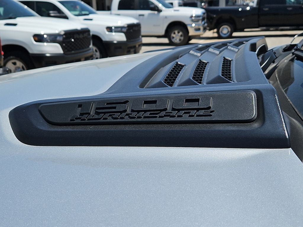 2026 RAM 1500 RAM 1500 EXPRESS QUAD CAB 4X4 6'4' BOX