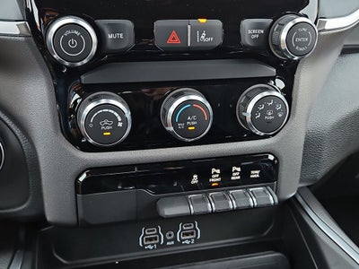 2026 RAM 1500 RAM 1500 EXPRESS QUAD CAB 4X4 6'4' BOX