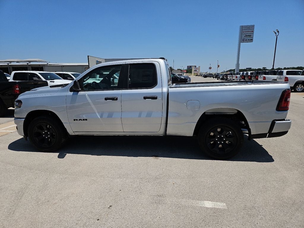 2026 RAM 1500 RAM 1500 EXPRESS QUAD CAB 4X4 6'4' BOX