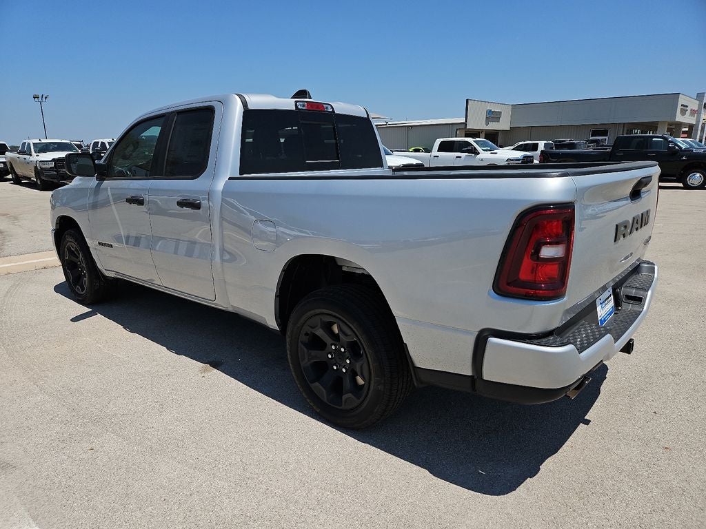 2026 RAM 1500 RAM 1500 EXPRESS QUAD CAB 4X4 6'4' BOX