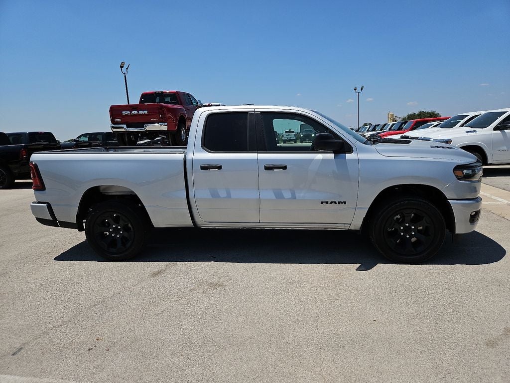 2026 RAM 1500 RAM 1500 EXPRESS QUAD CAB 4X4 6'4' BOX