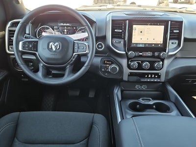 2026 RAM 1500 RAM 1500 EXPRESS QUAD CAB 4X4 6'4' BOX