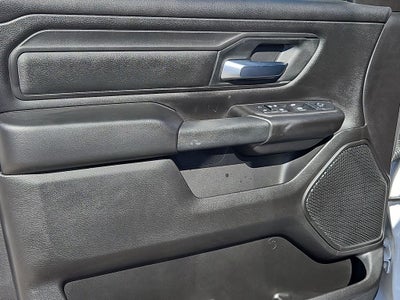 2026 RAM 1500 RAM 1500 EXPRESS QUAD CAB 4X4 6'4' BOX