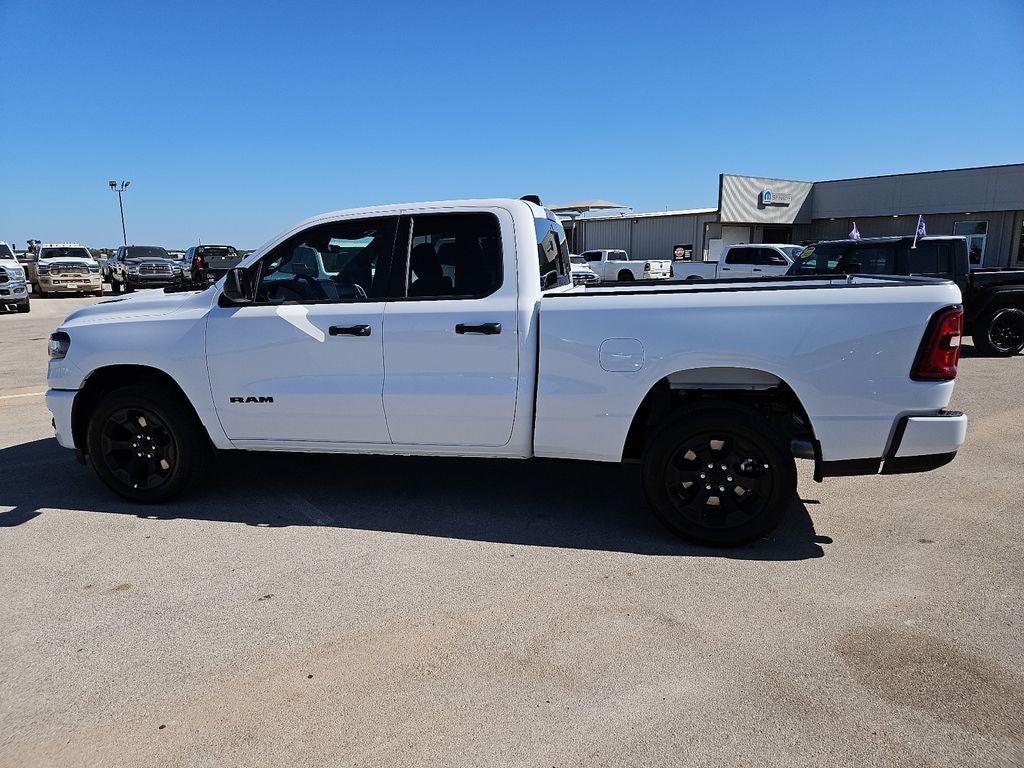 2026 RAM 1500 RAM 1500 EXPRESS QUAD CAB 4X4 6'4' BOX