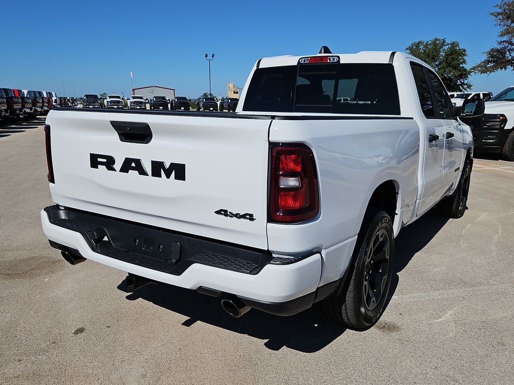 2026 RAM 1500 RAM 1500 EXPRESS QUAD CAB 4X4 6'4' BOX