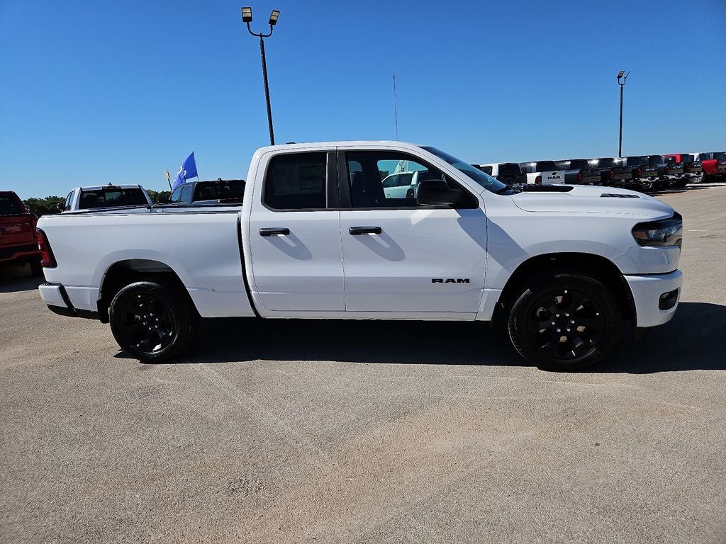 2026 RAM 1500 RAM 1500 EXPRESS QUAD CAB 4X4 6'4' BOX