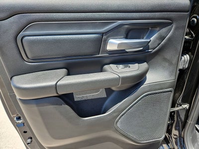 2026 RAM 1500 RAM 1500 EXPRESS QUAD CAB 4X4 6'4' BOX