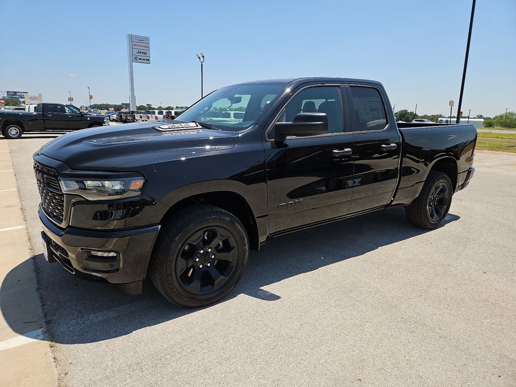 2026 RAM 1500 RAM 1500 EXPRESS QUAD CAB 4X4 6'4' BOX