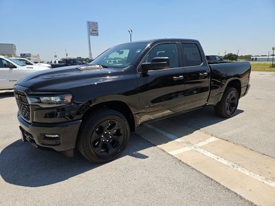 2026 RAM 1500 RAM 1500 EXPRESS QUAD CAB 4X4 6'4' BOX