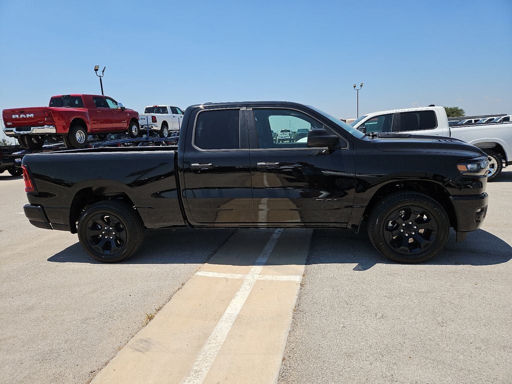 2026 RAM 1500 RAM 1500 EXPRESS QUAD CAB 4X4 6'4' BOX