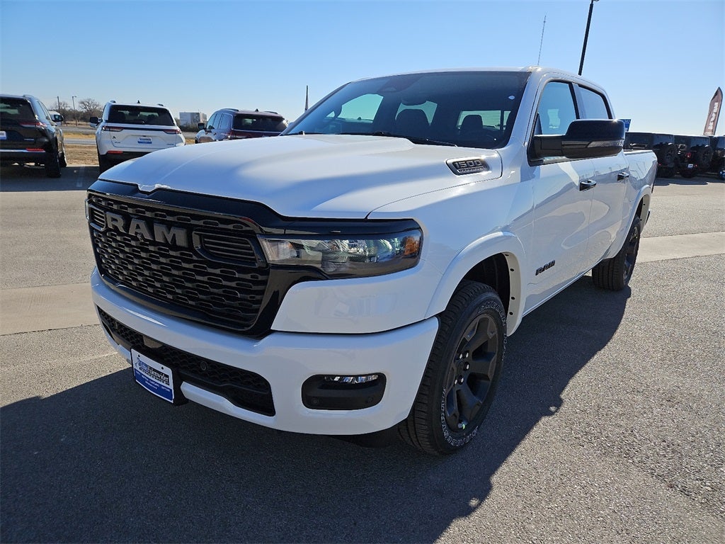 2026 RAM Ram 1500 RAM 1500 LONE STAR CREW CAB 4X4 5'7' BOX
