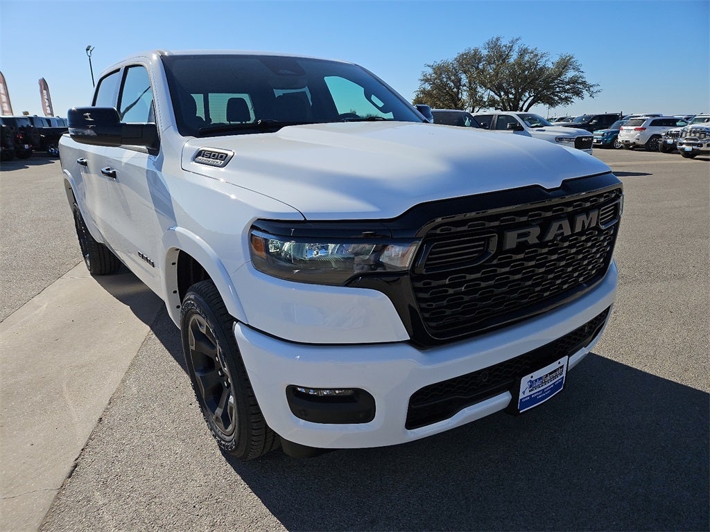 2026 RAM Ram 1500 RAM 1500 LONE STAR CREW CAB 4X4 5'7' BOX