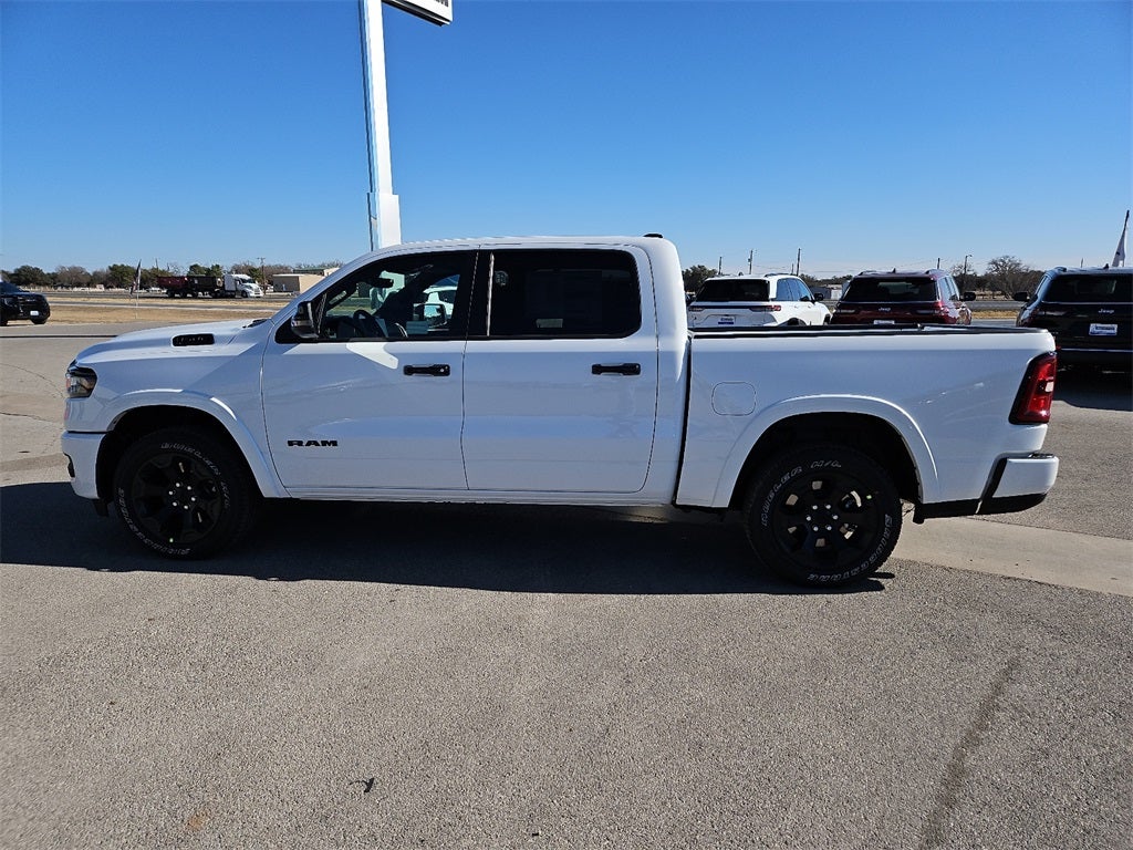 2026 RAM Ram 1500 RAM 1500 LONE STAR CREW CAB 4X4 5'7' BOX