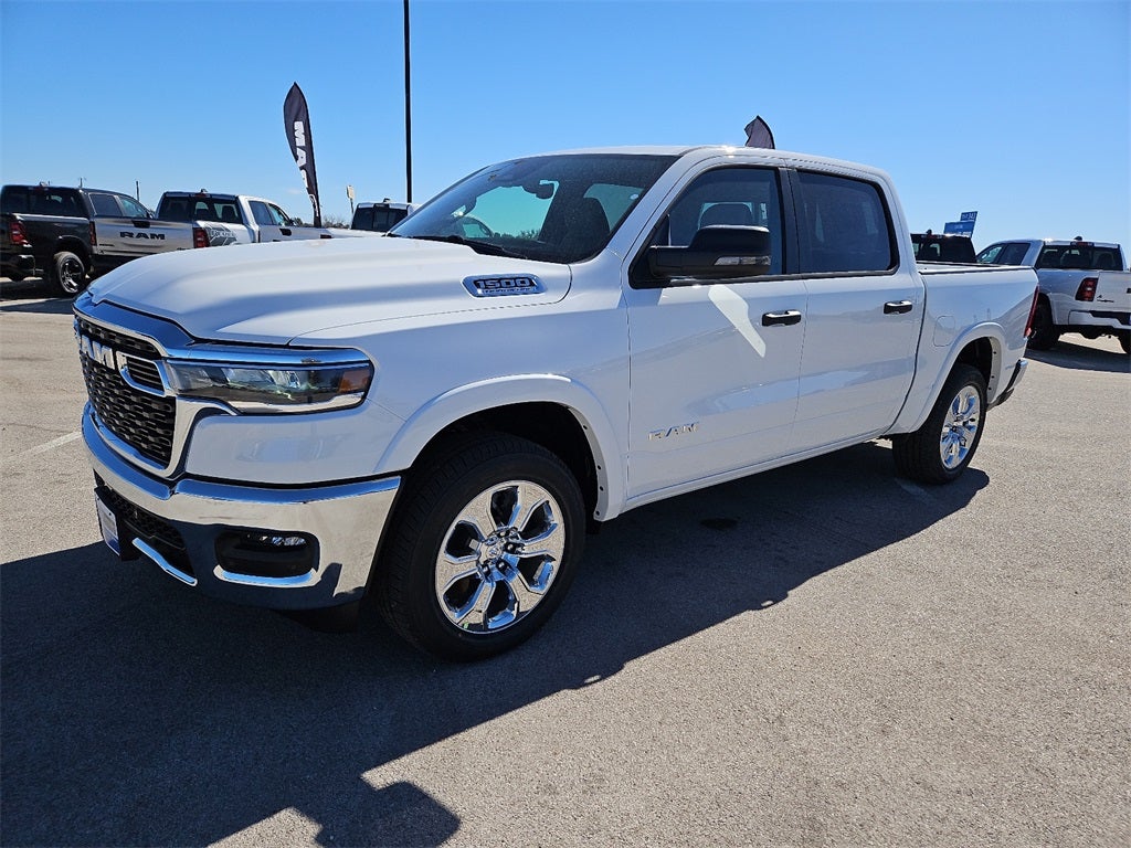 2026 RAM Ram 1500 RAM 1500 LONE STAR CREW CAB 4X4 5'7' BOX