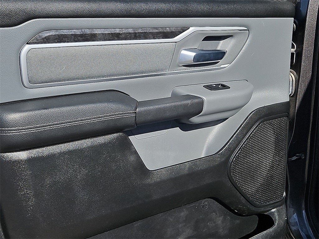 2021 RAM 1500 Lone Star Crew Cab 4x4 5'7' Box