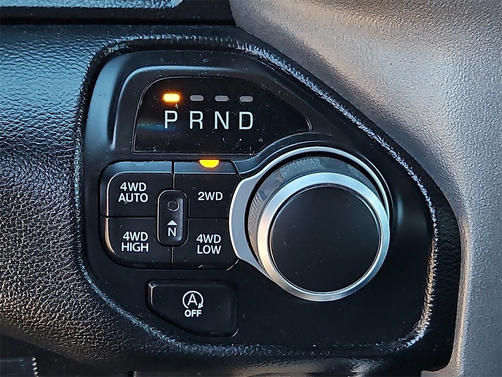 2021 RAM 1500 Lone Star Crew Cab 4x4 5'7' Box