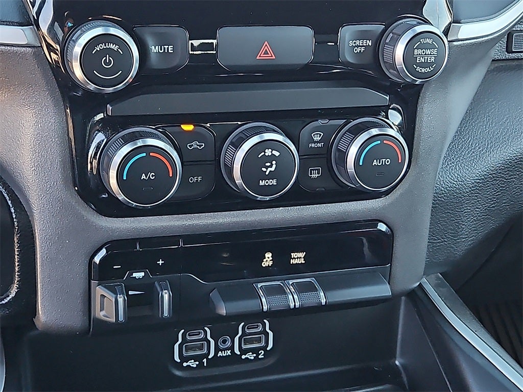 2021 RAM 1500 Lone Star Crew Cab 4x4 5'7' Box