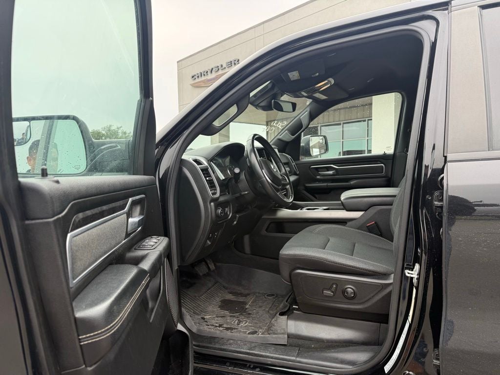 2022 RAM 1500 Lone Star Crew Cab 4x4 5'7' Box