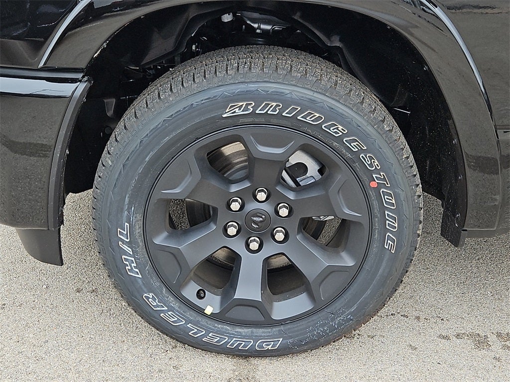 2026 RAM Ram 1500 RAM 1500 LONE STAR CREW CAB 4X4 5'7' BOX