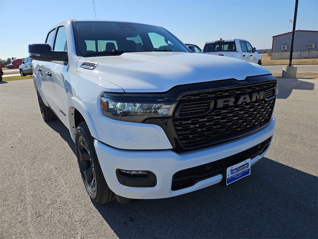 2026 RAM Ram 1500 RAM 1500 LONE STAR CREW CAB 4X4 5'7' BOX