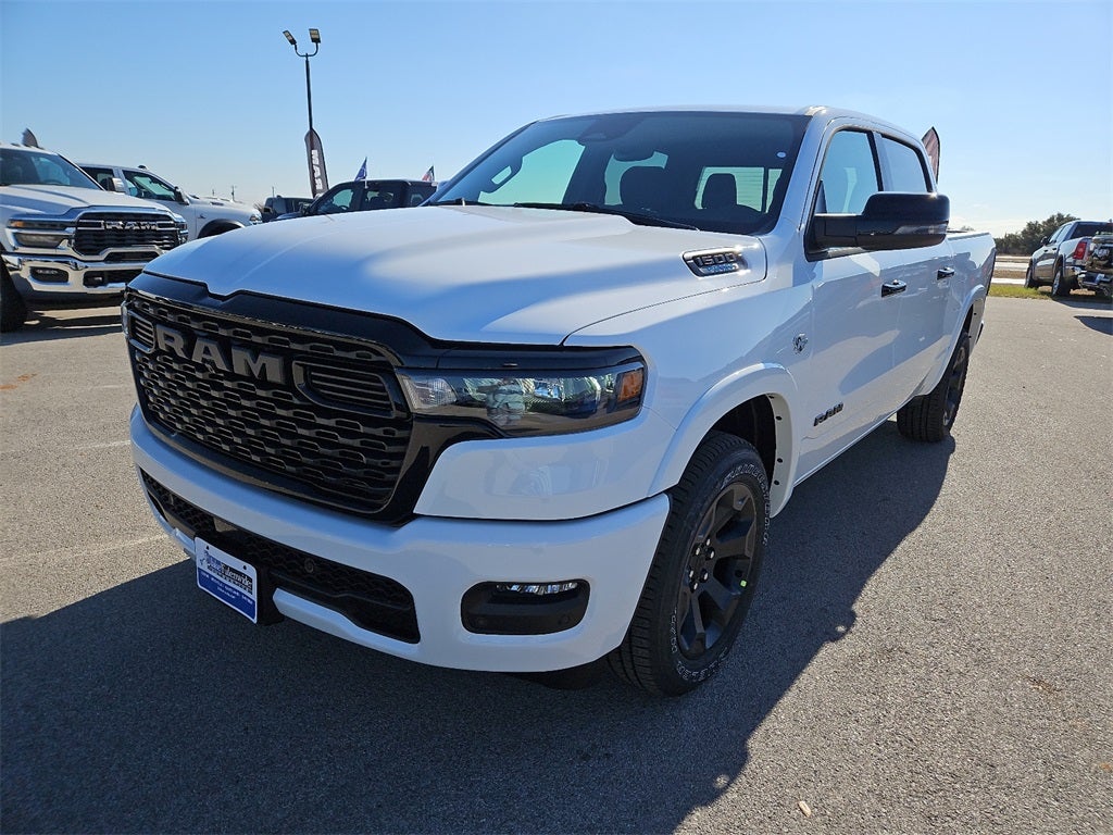 2026 RAM Ram 1500 RAM 1500 LONE STAR CREW CAB 4X4 5'7' BOX