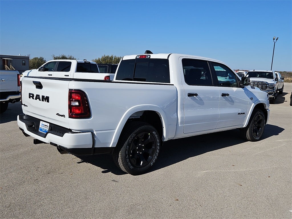 2026 RAM Ram 1500 RAM 1500 LONE STAR CREW CAB 4X4 5'7' BOX