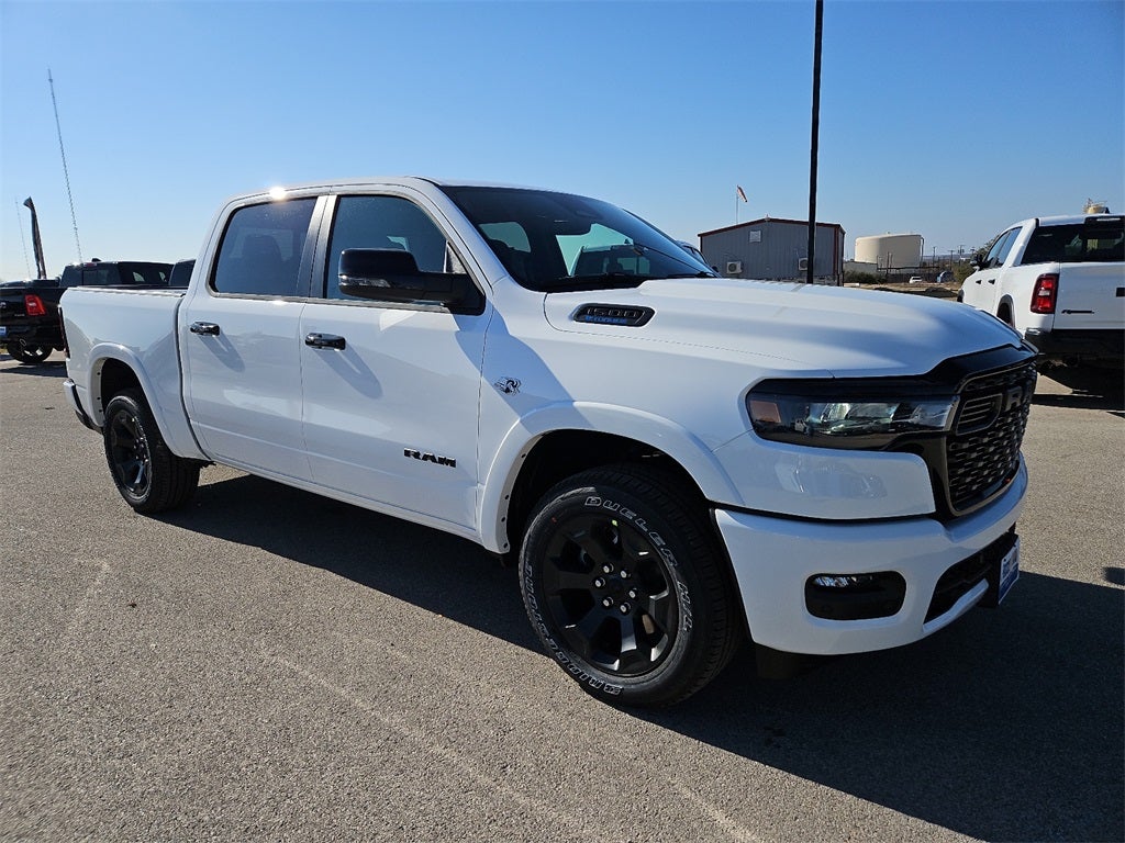2026 RAM Ram 1500 RAM 1500 LONE STAR CREW CAB 4X4 5'7' BOX
