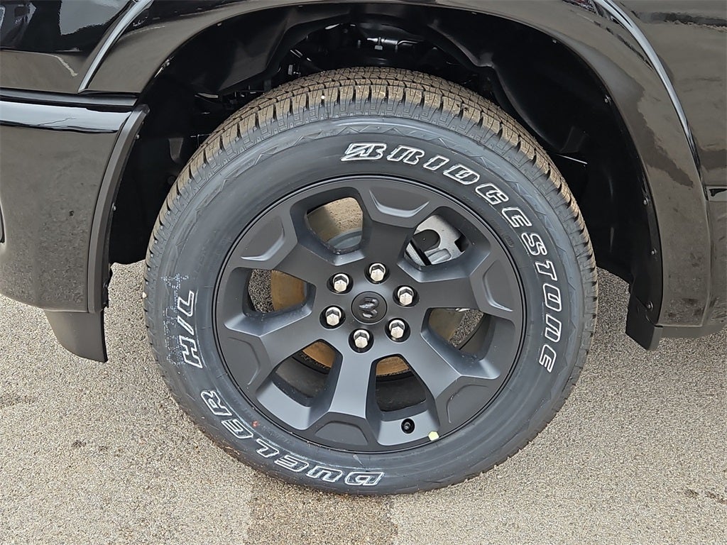 2026 RAM Ram 1500 RAM 1500 LONE STAR CREW CAB 4X4 5'7' BOX