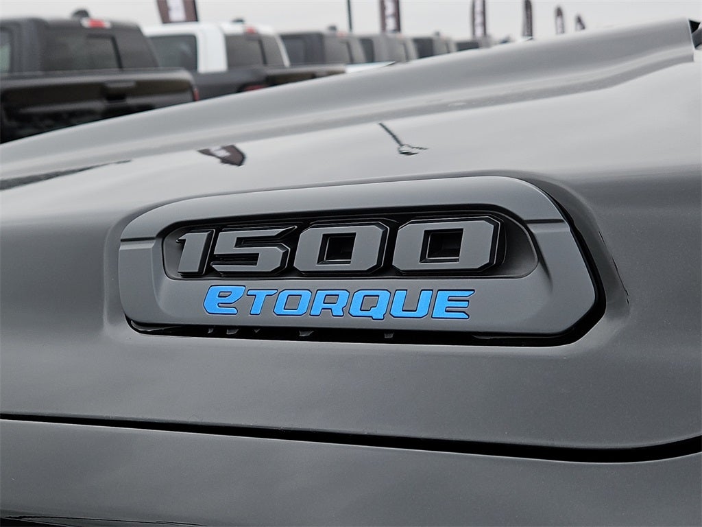 2026 RAM Ram 1500 RAM 1500 LONE STAR CREW CAB 4X4 5'7' BOX