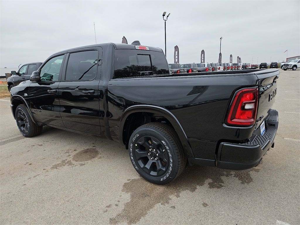 2026 RAM Ram 1500 RAM 1500 LONE STAR CREW CAB 4X4 5'7' BOX