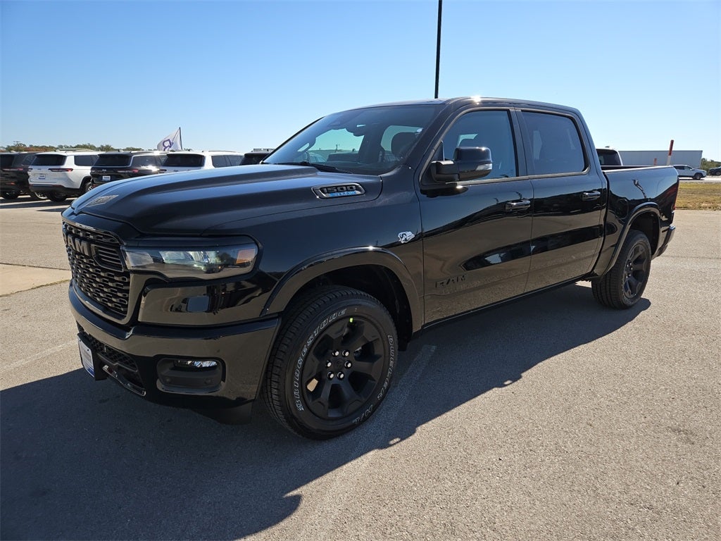 2026 RAM Ram 1500 RAM 1500 LONE STAR CREW CAB 4X4 5'7' BOX
