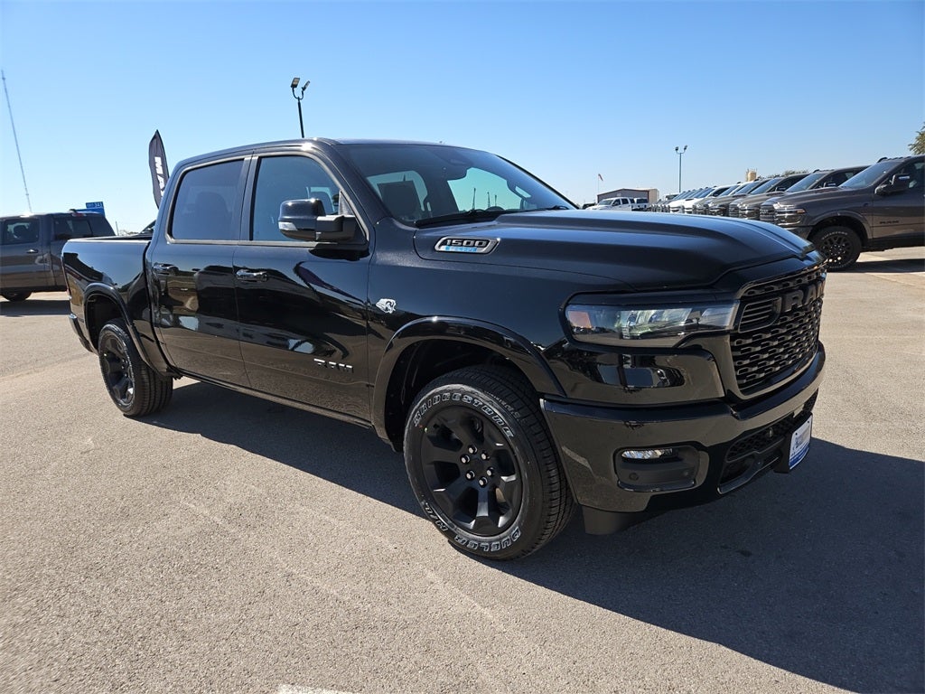 2026 RAM Ram 1500 RAM 1500 LONE STAR CREW CAB 4X4 5'7' BOX