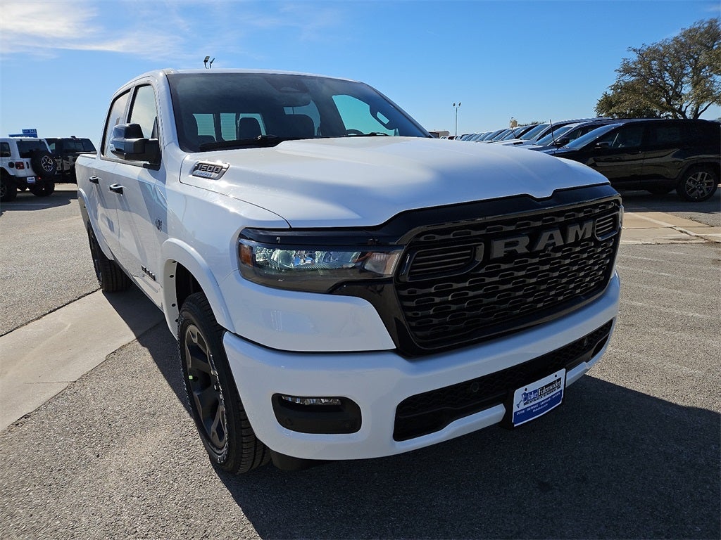 2026 RAM Ram 1500 RAM 1500 LONE STAR CREW CAB 4X4 5'7' BOX