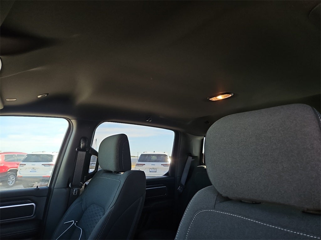 2026 RAM Ram 1500 RAM 1500 LONE STAR CREW CAB 4X4 5'7' BOX