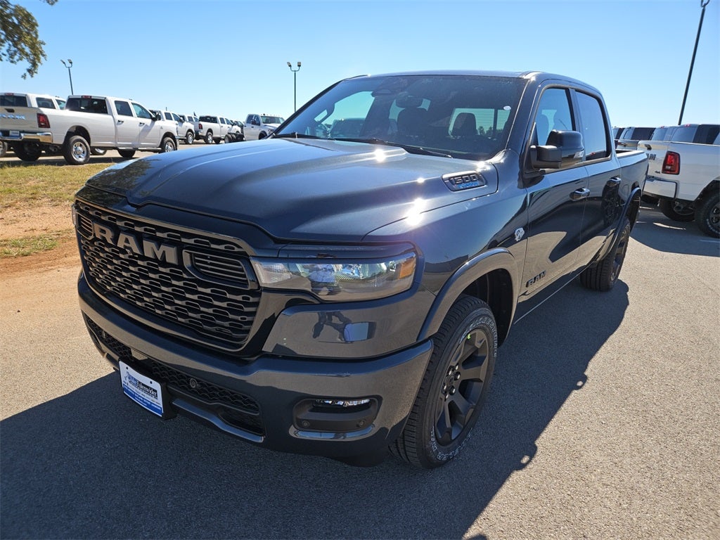 2026 RAM Ram 1500 RAM 1500 LONE STAR CREW CAB 4X4 5'7' BOX