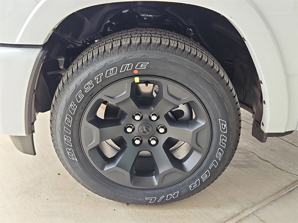 2026 RAM Ram 1500 RAM 1500 LONE STAR CREW CAB 4X4 5'7' BOX