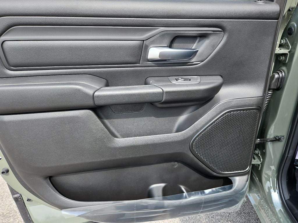 2026 RAM 1500 RAM 1500 WARLOCK CREW CAB 4X4 5'7' BOX