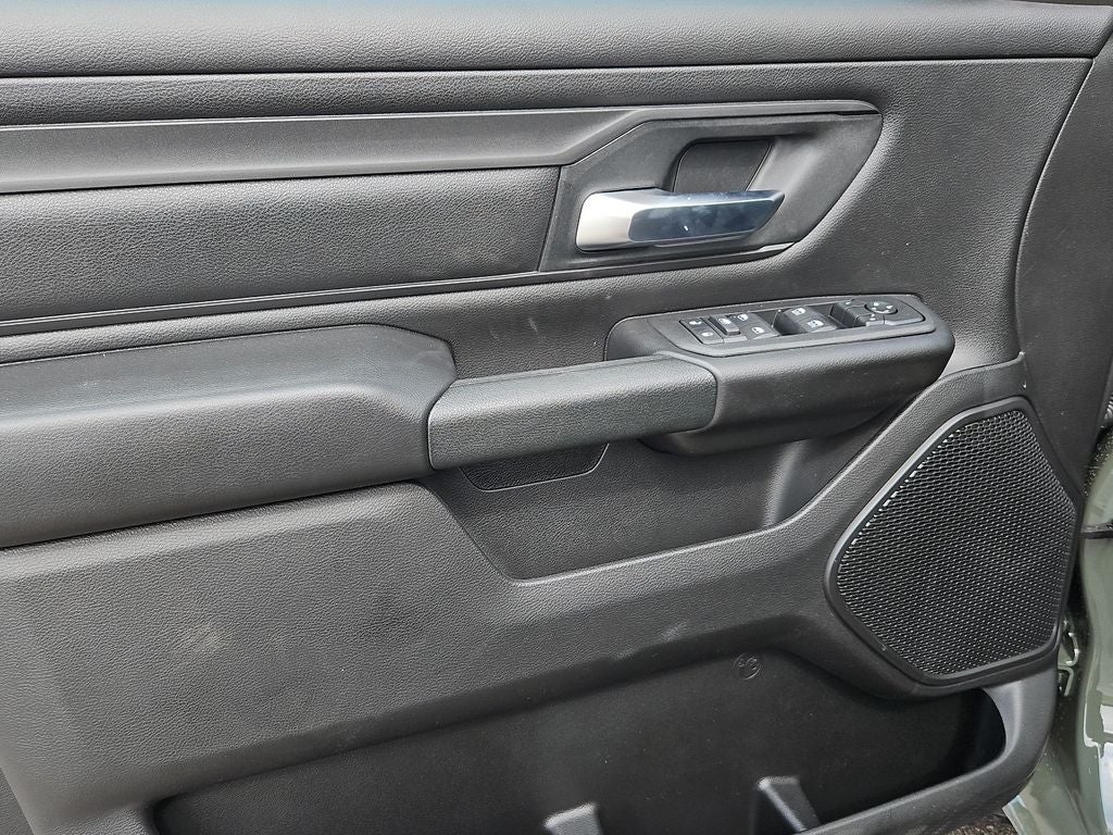 2026 RAM 1500 RAM 1500 WARLOCK CREW CAB 4X4 5'7' BOX