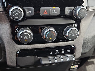 2026 RAM 1500 RAM 1500 WARLOCK CREW CAB 4X4 5'7' BOX