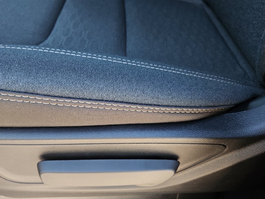 2027 RAM 1500 RAM 1500 EXPRESS CREW CAB 4X4 5'7' BOX