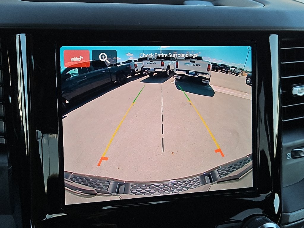 2027 RAM 1500 RAM 1500 EXPRESS CREW CAB 4X4 5'7' BOX