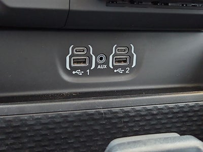 2022 RAM 1500 Laramie Crew Cab 4x4 5'7' Box
