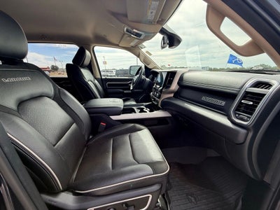 2019 RAM 1500 Laramie Crew Cab 4x4 5'7' Box