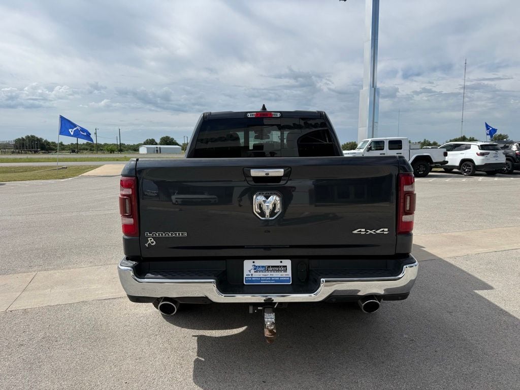 2019 RAM 1500 Laramie Crew Cab 4x4 5'7' Box