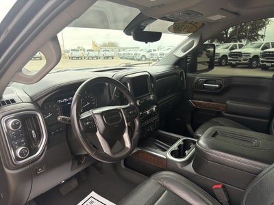 2020 GMC Sierra 1500 4WD Crew Cab Short Box Denali