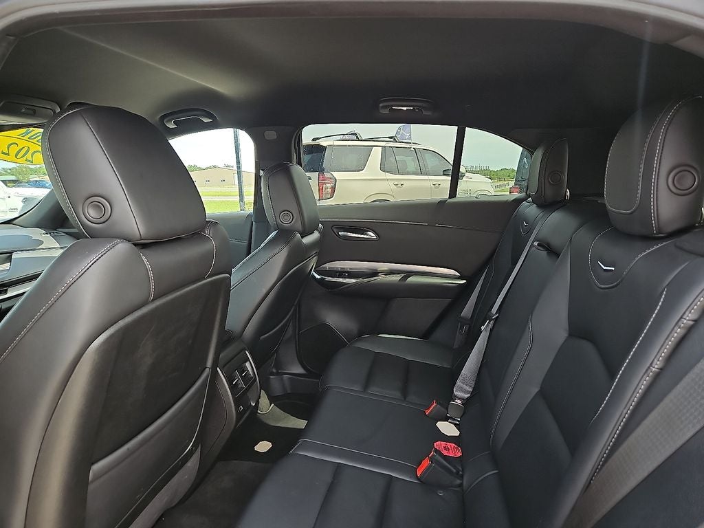 2024 Cadillac XT4 AWD Premium Luxury