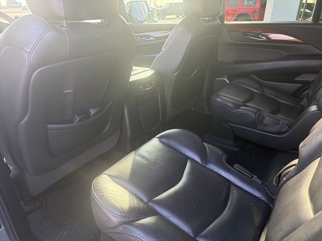 2019 Cadillac Escalade Luxury